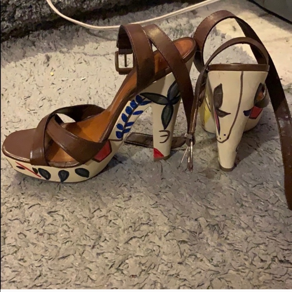 ISO this shoe